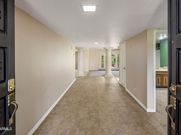 5th image of 8076 E VIA DEL ARBOR --