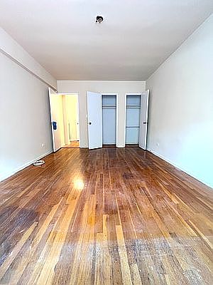 5th image of 61-15 43rd Ave #3L