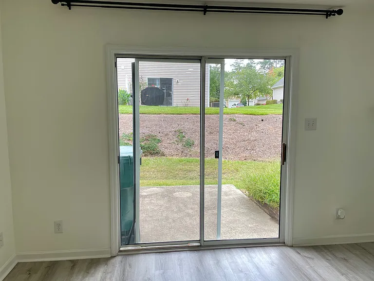 112 Student Pl — Photo 13