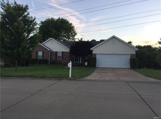 3013 Apple Blossom Ct, High Ridge, MO 63049