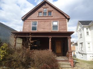 1331 Oregon Ave, Steubenville, OH 43952