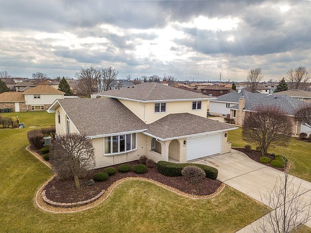 1st image of 7831 Whittington Dr