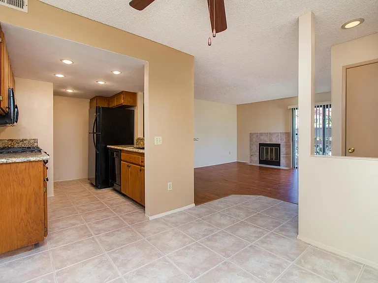 9424 Twin Trails Dr #103 — Photo 9