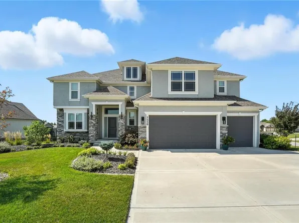 7550 N Gower Ave, Kansas City, MO 64151