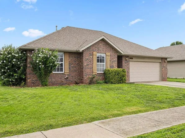 4101 N Thistle Dr, Ozark, MO 65721