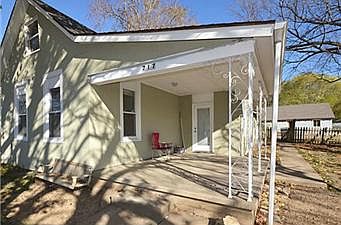 1st image of 717 4th St