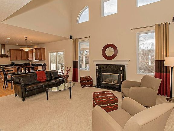 3rd image of 7140 Witch Hazel Ln