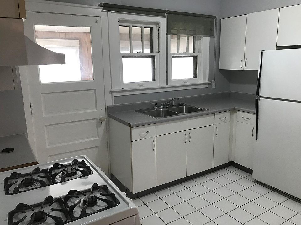 1st image of 2235 West Blvd APT 2