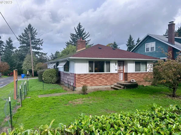 5205 NE Skidmore St, Portland, OR 97218
