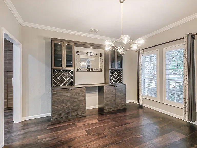 5506 Langhorne Ct — Photo 5