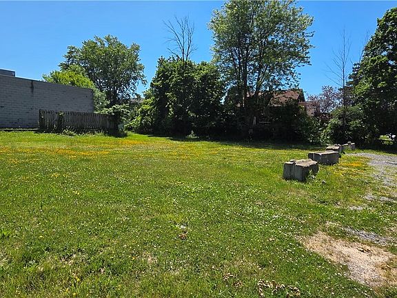 4th image of 1311 Abbott Rd Lot 18