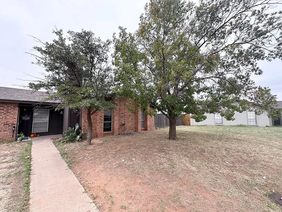 4808 Country Club Dr #A