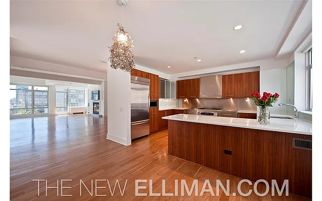 Rented by Douglas Elliman | media 10