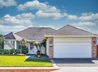 2234 SE 74th Ave, Hillsboro, OR 97123