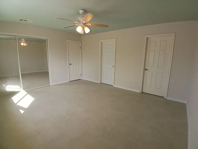 2377 Sand Knoll Ave — Photo 10