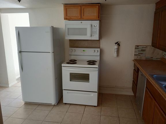 4th image of 254 W Hess Ave
