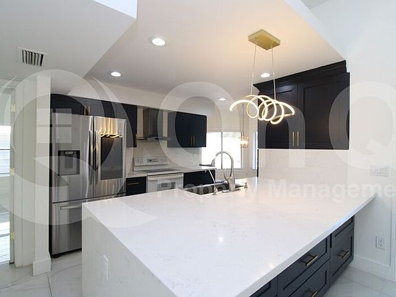 4th image of 14819 N 58th St