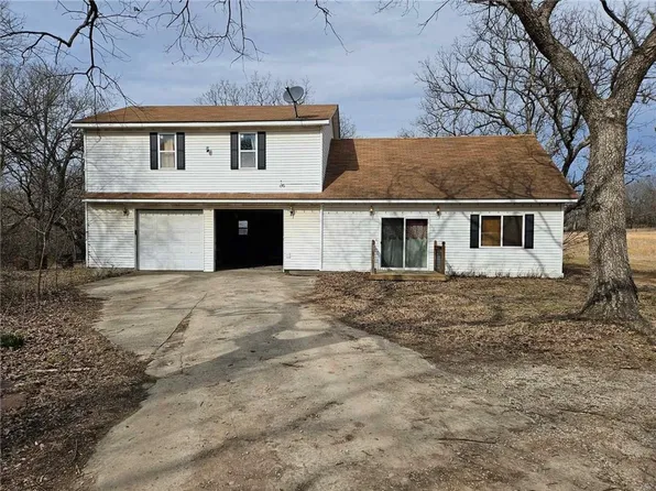 2273 Osage Rd, Fort Scott, KS 66701