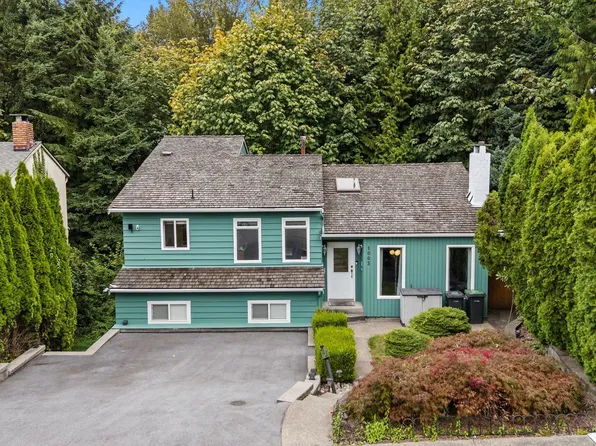 1003 Windward Dr, Coquitlam, BC V3C 4M5
