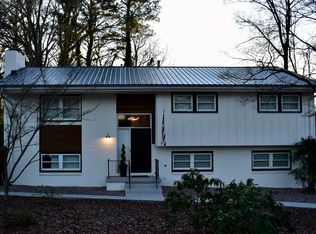 3525 Huntleigh Dr, Raleigh, NC 27604