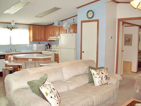 2nd image of 1150 Lockwood Dr