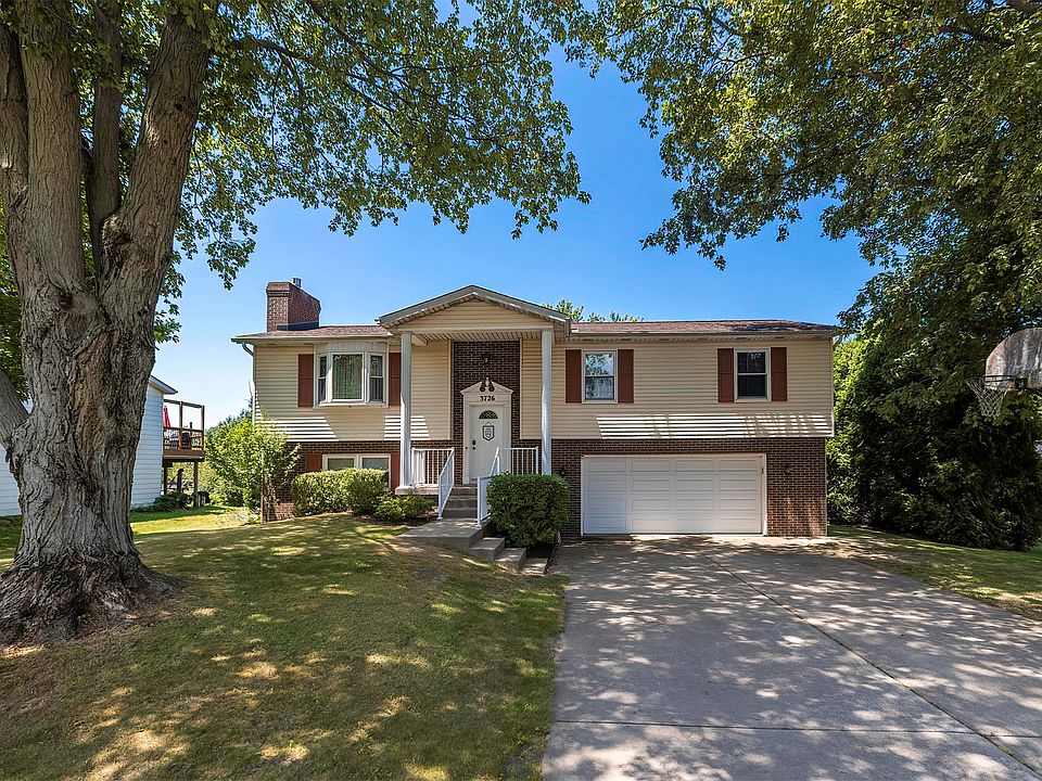 1st image of 3726 Greenlawn Ave