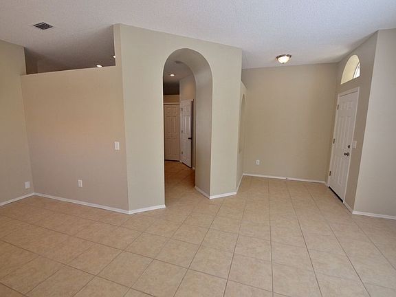 3rd image of 27436 Sky Lake Cir