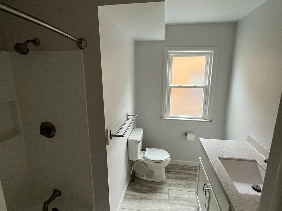 Main bathroom