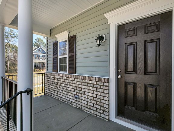 10801 Parmele Place Ashland VA-large-004-31-Front Entry Detail-1500x1000-72dpi-edit