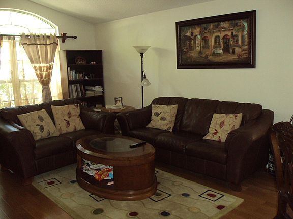 2nd image of 3713 Pickwick Dr