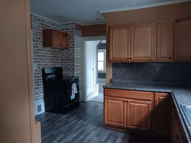 513 Storer Ave — Photo 7