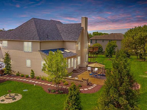4th image of 4322 Eisenhower Dr