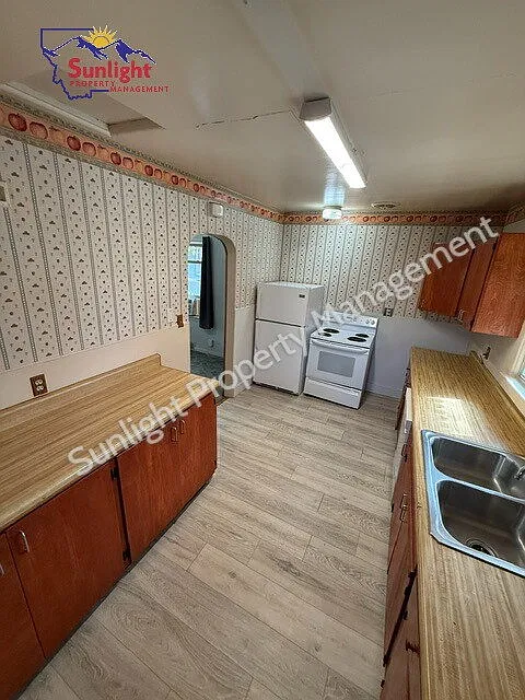 2 bed, 1.0 bath, 1120 sqft, $1,550 — Photo 4