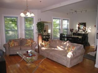 33 Summer St APT 4, Somerville, MA 02143