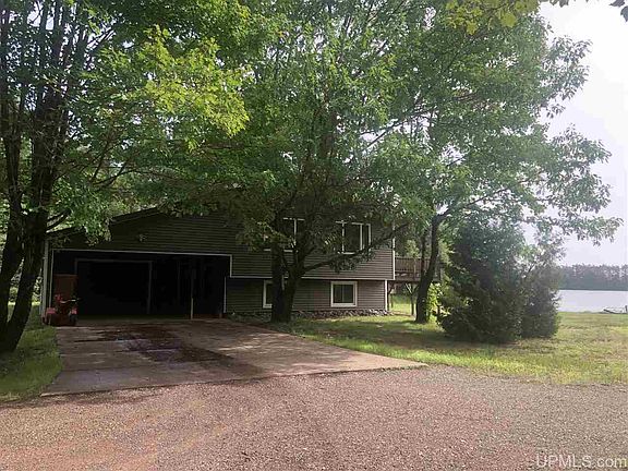 2nd image of 1006 E Bass Lake Ln