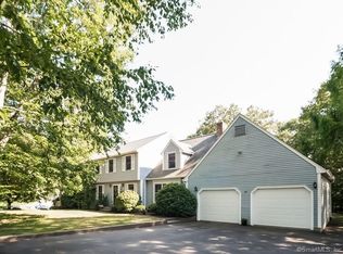 61 Olde Orchard Rd, Clinton, CT 06413