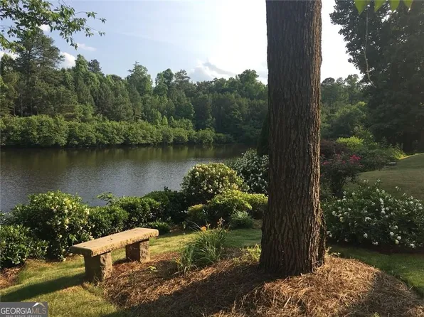 1973 Blue Heron Way, Lawrenceville, GA 30043