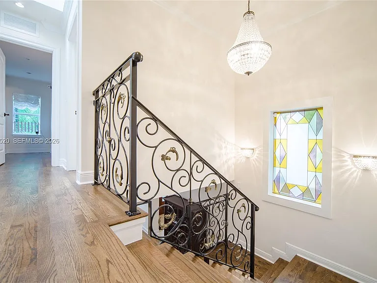 3514 Crystal Ct — Photo 10