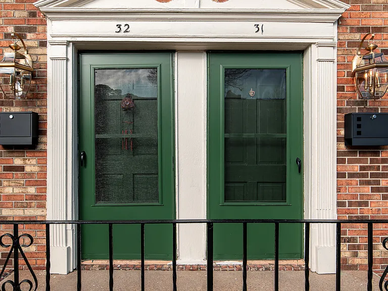 Bayview Apartments — Photo 27