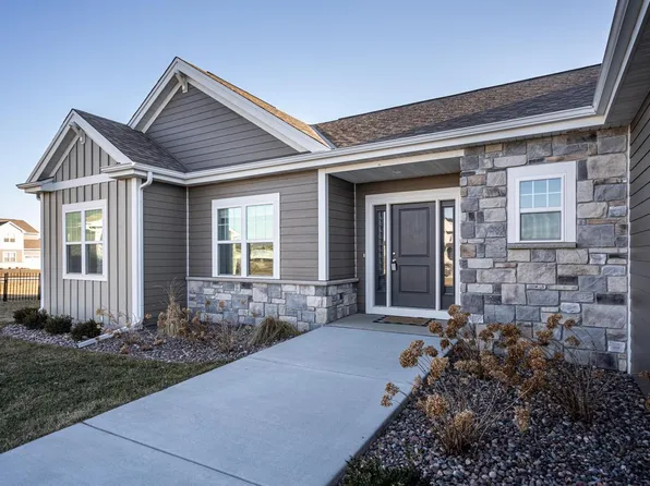 2870 Fox River COURT, Summit, WI 53066