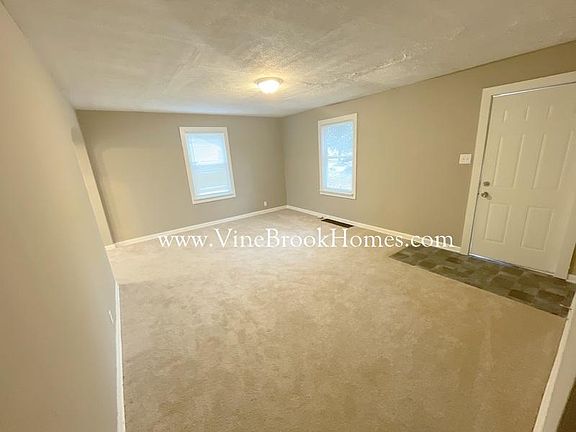 4th image of 4105 N Kitley Ave