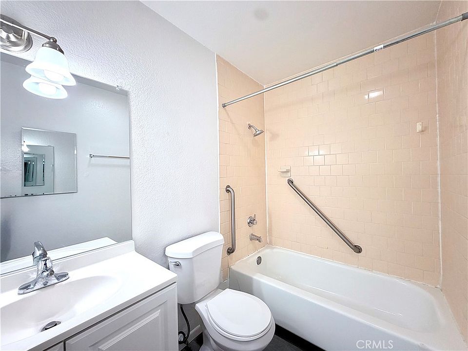 1st image of 4056 Bemis St #1