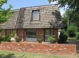 2106 Indian Dr, Enid, OK 73703