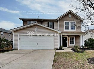 698 Averasboro Dr, Clayton, NC 27520