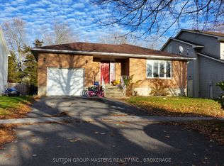 14 Heritage Dr, Loyalist, ON K0H1G0