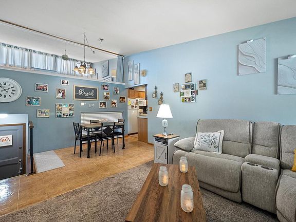 5th image of 2650 S 60th STREET #9
