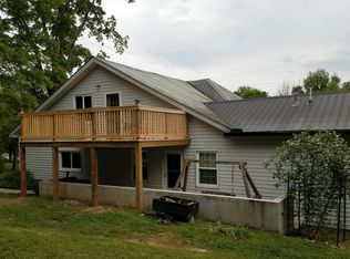 18 Blue Bird Dr, Brush Creek, TN 38547