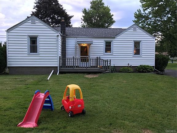 5th image of 7482 Chestnut Ridge Rd
