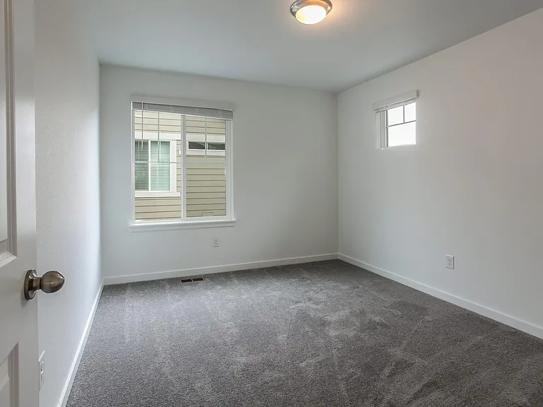 509 Yeager St — Photo 26