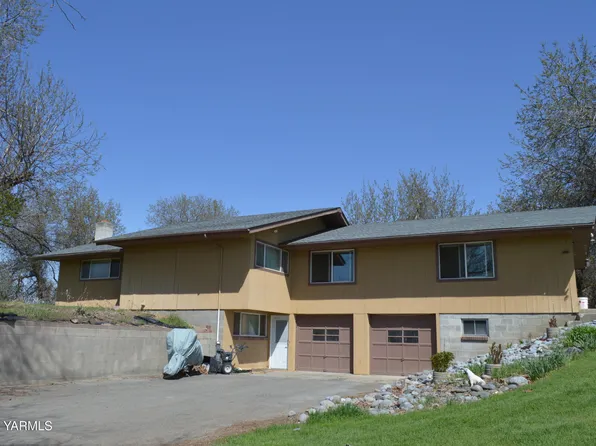 290 Galloway Dr, Yakima, WA 98908